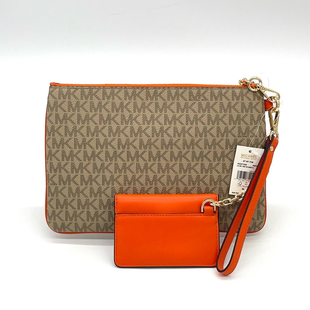 MICHAEL KORS JET SET ITEM LG 2 in
1 CARD CASE & WRISTLET - Picture 4 of 11